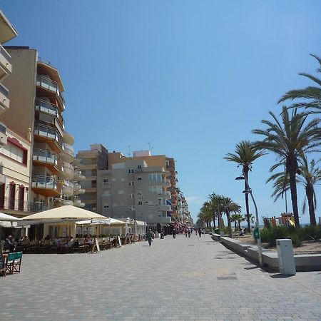 Villa Service - Apartamentos Aransol إل فيندريل المظهر الخارجي الصورة