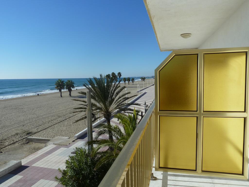 Villa Service - Apartamentos Aransol إل فيندريل الغرفة الصورة