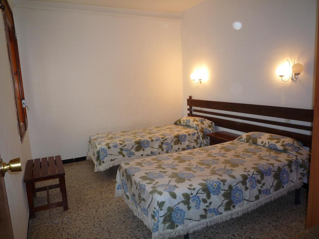 Villa Service - Apartamentos Aransol إل فيندريل المظهر الخارجي الصورة